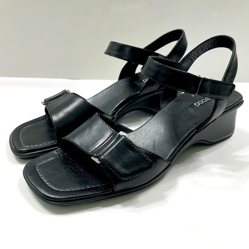 Ecco Women’s Leather Square Toe Sandals Black Size 39
